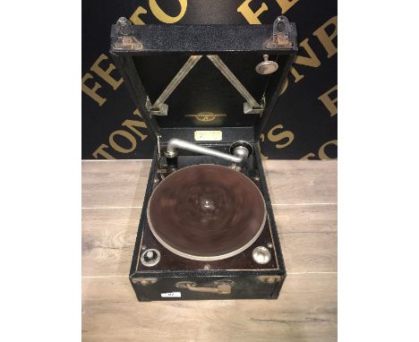 VINTAGE PORTABLE RECORD PLAYER
