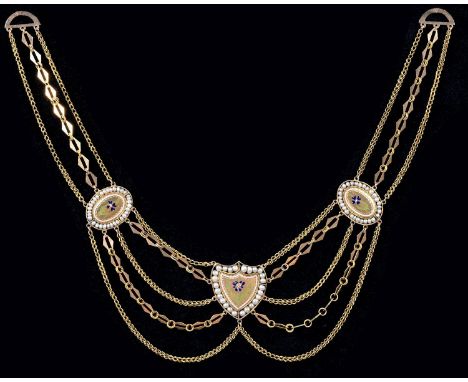 A GOLD AND ENAMEL BRIGHT CUT AND BAROQUE PEARL FESTOON NECKLACE, 19TH C, THE CENTRAL SECTION BETWEEN TWO OVAL PANELS, APPROX 