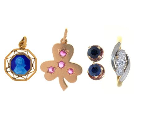 A RUBY PENDANT IN THE FORM OF A GOLD CLOVER LEAF, GIPSY SET, 21MM, MARKED 18C, A GOLD AND ENAMEL PENDANT, A&nbsp; PAIR OF SAP