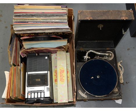 A CASED TABLE GRAMOPHONE, A FERGUSON CASSETTE RECORDER VARIOUS PIANOLA ROLLS AND MISCELLANEOUS VINLY 12" AND 7" RECORDS 