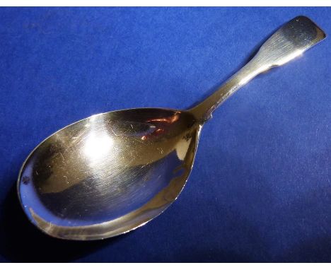 A hallmarked silver George III caddy spoon (12g)(The cost of UK postage via Royal Mail Special Delivery for this lot will be 