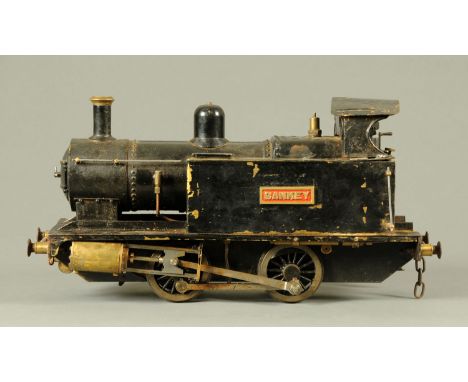 A live steam scale model of a tank locomotive, "Sankey", black livery.  Length 51 cm, height 26 cm (see illustration).
