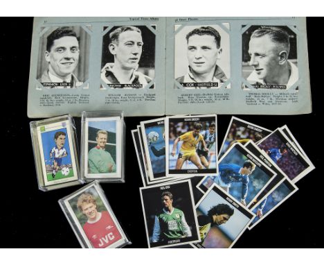 Trade Cards, Football, Bassett's Football 1981-82, Dickson Orde Footballers, an original album from Topical Times 'Album of G