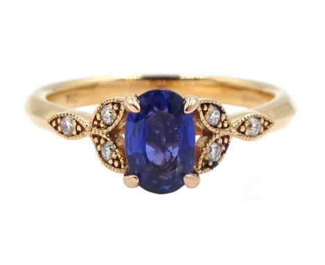 18ct gold oval sapphire ring, with diamond set shoulders, hallmarked, sapphire approx 0.80 carat - Condition Report Approx 3.