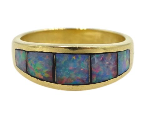 18ct gold opal ring rubbover set, stamped 750 - Condition Report Approx 4.75gm, size K-L