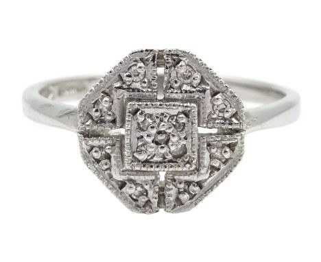 9ct white gold diamond chip set panel ring, stamped 375 - Condition Report Approx 2.45gm, size M