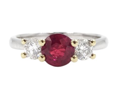 18ct white gold three stone ruby and diamond ring, hallmarked, ruby approx 0.95 carat - Condition Report Approx 3.3gm, size M