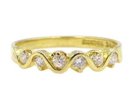 18ct gold seven stone diamond, weave design ring, London import marks 1994, total diamond weight 0.25 carat - Condition Repor