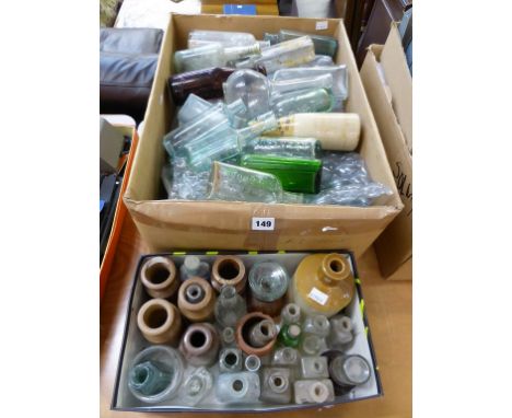 A large quantity of vintage glass bottles of varying sizes including some Guernsey bottles (qty). 