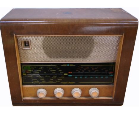 A vintage Bush valve radio, model 54.