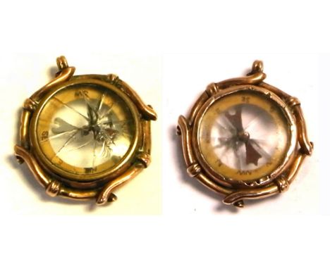 A 9ct gold framed pendant compass (af).