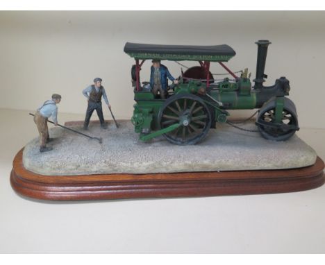 A Border Fine Arts road steam traction engine, Betsy BO663, 42cm long, base in good condition, no box, some fading to stand 6