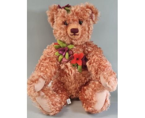 Modern Steiff teddy bear 'Marianne Meisel' in original bag and COA.  (B.P. 21% + VAT) 