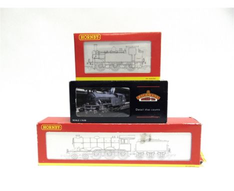 [OO GAUGE]. THREE B.R. LOCOMOTIVES  comprising a Hornby No.R2320, B.R. Class B12/3 4-6-0 tender locomotive, 61520, lined blac
