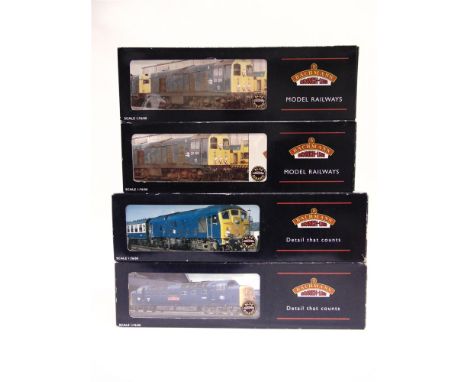 [OO GAUGE]. FOUR B.R. LOCOMOTIVES  comprising Bachmann No.32525A, B.R. Class 55 Deltic co-co diesel locomotive 'The King's Ow