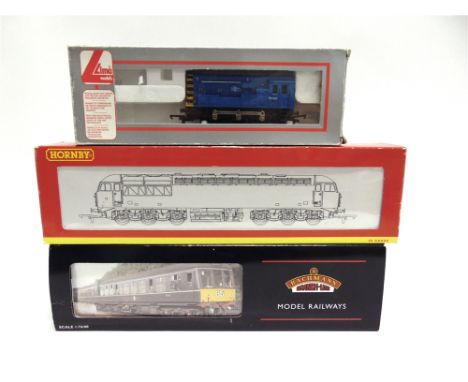 [OO GAUGE]. A MISCELLANEOUS COLLECTION  comprising a Bachmann No.32901, Network Southeast Class 108 two-car diesel multiple u