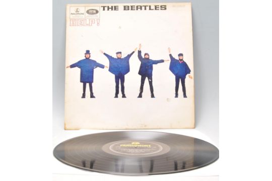 A Vinyl Long Play Lp Record Album By The Beatles Help Original Parlophone 1st U K Press Pm
