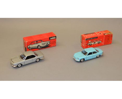 2 boxed Solido models: 157 BMW 2000 CS VG with G/ VG box and 143 Panhard 24BT F/G with rub marks to roof in a&nbsp; F Box (2)