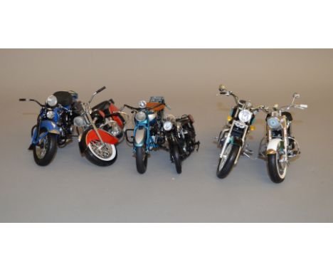 A group of unboxed Motorcycle models by Danbury Mint, Franklin Mint and others in various scales including a 1/10th scale Gui