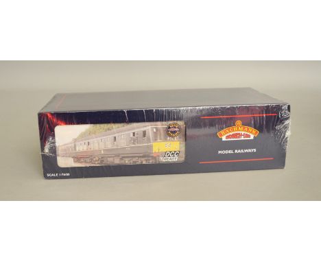 OO Gauge. A boxed Bachmann 32-911 (DCC Ready) Derby Class 108 3 car DMU Set in BR green with yellow warning panels, appears V