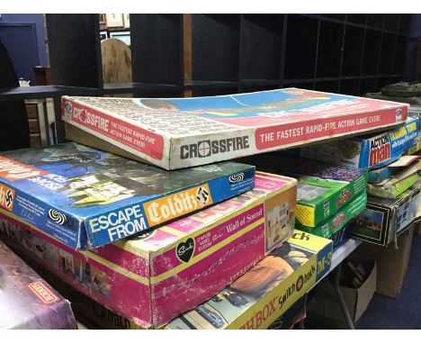LARGE COLLECTION OF VINTAGE GAMES AND TOYSincluding Sindy, James Bond 007, Scalextrix, Action Man etc