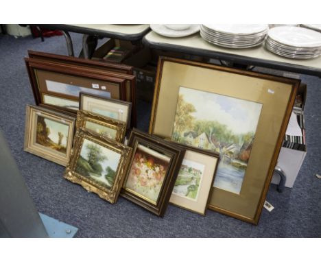 QUANTITY OF PICTURES AND PRINTS, VARIOUS SUBJECTS, SOME FRAMED 