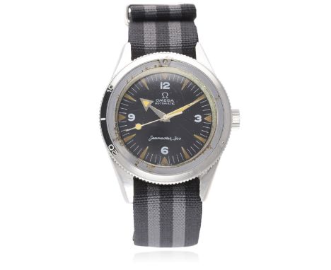 A GENTLEMAN'S STAINLESS STEEL OMEGA SEAMASTER 300 AUTOMATIC WRIST WATCH CIRCA 1959, REF. 2913-3 SC 
D: Black (service) dial w