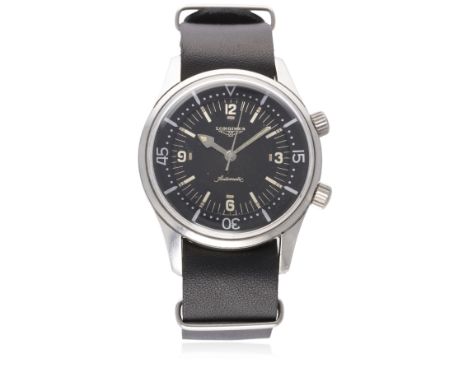 A RARE GENTLEMAN'S STAINLESS STEEL LONGINES DIVERS WRIST WATCH CIRCA 1960s, REF. 7494-2 
D: Gloss black dial with silver mark