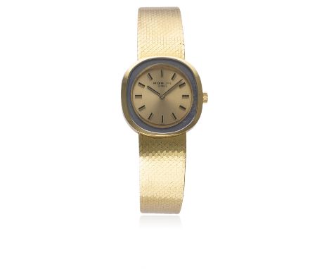 A LADIES 18K SOLID GOLD PATEK PHILIPPE BRACELET WATCH CIRCA 1970s, REF. 4124-1 WITH PATEK PHILIPPE BOX
D: Champagne sunburst 