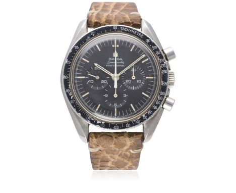 A RARE GENTLEMAN'S STAINLESS STEEL OMEGA SPEEDMASTER PROFESSIONAL CHRONOGRAPH WRIST WATCH CIRCA 1969, REF. 145.022-69 ST YEAR