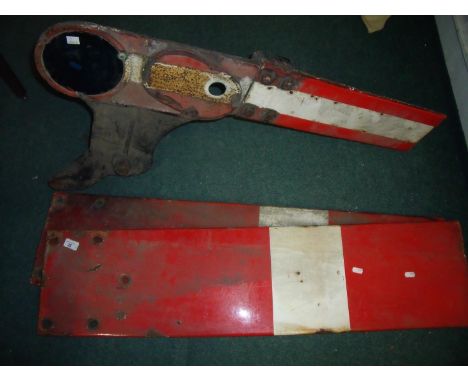 Railway signal arm and two enamel signal arm panels (3) 