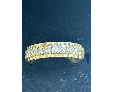 9ct Gold eternity ring 3.9g Size R 