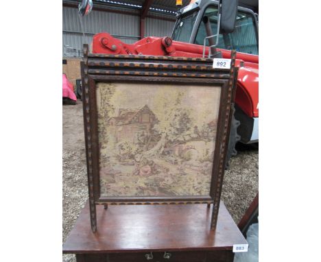  Sale Item:    TAPESTRY FIRE SCREEN   Vat Status:   No Vat   Buyers Premium:  This lot is subject to a Buyers Premium of 15% 