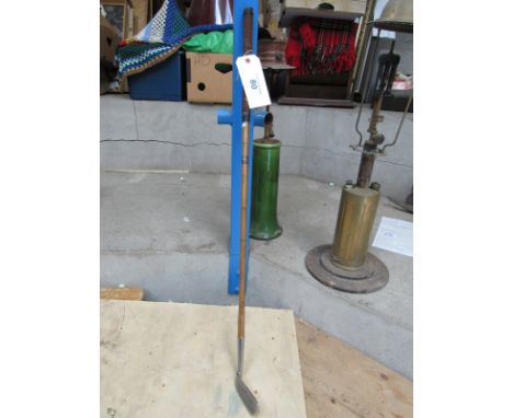  Sale Item:    BRONTY SPECIAL AUTOGRAPH WOODEN SHAFTED PUTTER  Vat Status:   No Vat   Buyers Premium:  This lot is subject to