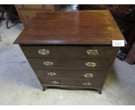  Sale Item:    4 DRAWER MAHOGANY CHEST   Vat Status:   No Vat   Buyers Premium:  This lot is subject to a Buyers Premium of 1