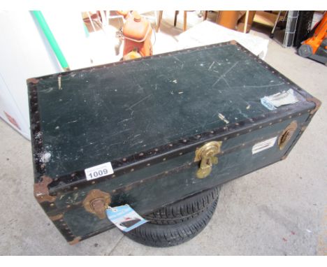  Sale Item:    BLUE CABIN TRUNK WITH KEY HOLD LABEL & BAGGAGE TICKET (AF)  Vat Status:   No Vat   Buyers Premium:  This lot i
