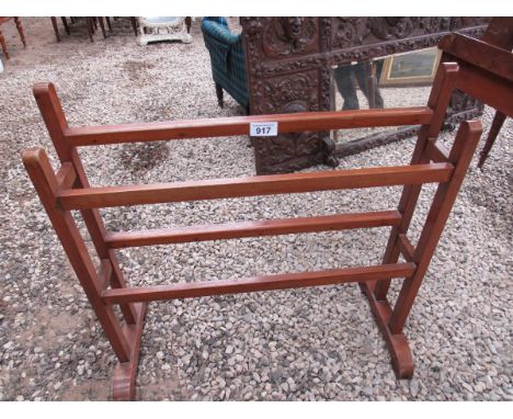  Sale Item:    TOWEL RAIL   Vat Status:   No Vat   Buyers Premium:  This lot is subject to a Buyers Premium of 15% + Vat @ 20
