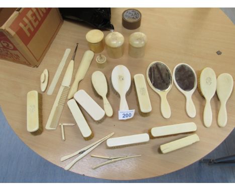  Sale Item:    BOX BONE DRESSING TABLE SET (AF)   Vat Status:   No Vat   Buyers Premium:  This lot is subject to a Buyers Pre