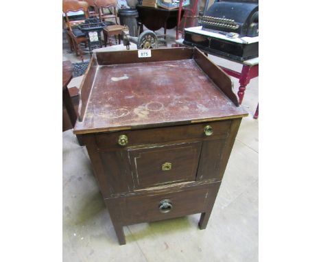  Sale Item:    COMMODE (AF)   Vat Status:   No Vat   Buyers Premium:  This lot is subject to a Buyers Premium of 15% + Vat @ 