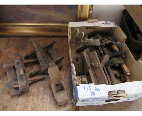  Sale Item:    BOX WOODEN PLANES & TOOLS (AF)   Vat Status:   No Vat   Buyers Premium:  This lot is subject to a Buyers Premi