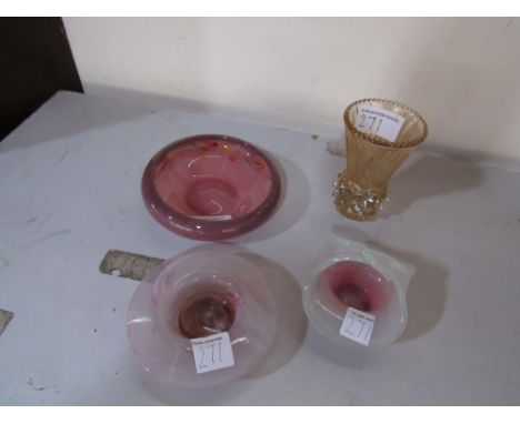  Sale Item:    3 PCS ART GLASS & THISTLE VASE   Vat Status:   No Vat   Buyers Premium:  This lot is subject to a Buyers Premi