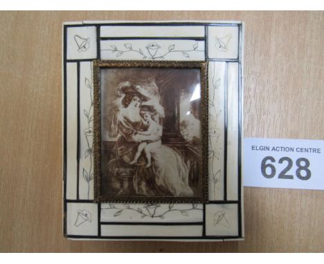  Sale Item:    PHOTO IN BONE FRAME (AF)   Vat Status:   No Vat   Buyers Premium:  This lot is subject to a Buyers Premium of 