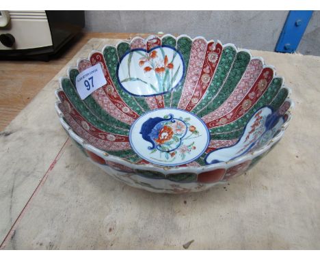  Sale Item:    ORIENTAL BOWL   Vat Status:   No Vat   Buyers Premium:  This lot is subject to a Buyers Premium of 15% + Vat @
