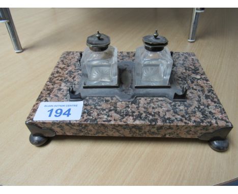  Sale Item:    MARBLE INK STAND (AF)   Vat Status:   No Vat   Buyers Premium:  This lot is subject to a Buyers Premium of 15%