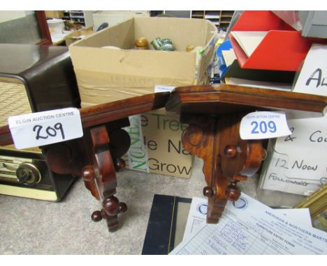  Sale Item:    PAIR REPRO WALL BRACKETS   Vat Status:   No Vat   Buyers Premium:  This lot is subject to a Buyers Premium of 
