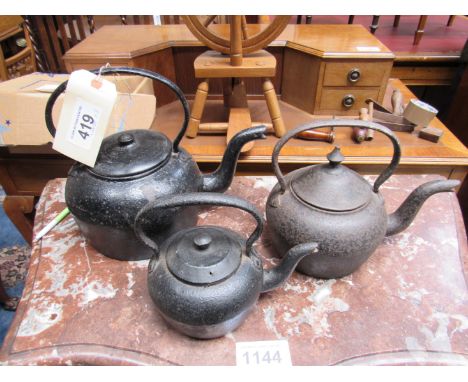  Sale Item:    3 CAST IRON KETTLES (AF)   Vat Status:   No Vat   Buyers Premium:  This lot is subject to a Buyers Premium of 