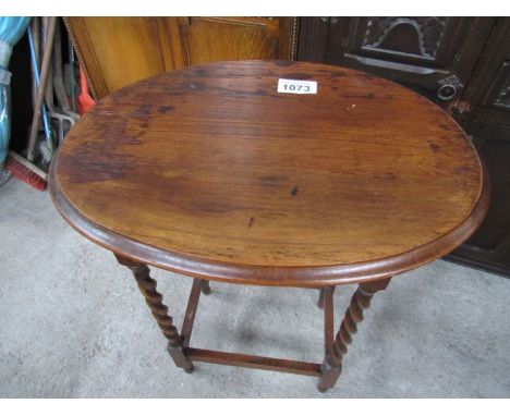  Sale Item:    OAK BARLEY TWIST TABLE   Vat Status:   No Vat   Buyers Premium:  This lot is subject to a Buyers Premium of 15