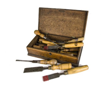 Tools, a selection of approx 16 vintage quality woodworking chisels , gauges and screwdrivers mostly by Marples and Sorby in 