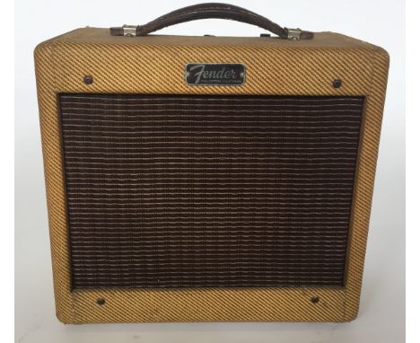 FENDER CHAMP 5F1 1962 TWEED AMPLIFIER - fine example of this incredible sounding little amp. Famously used by Eric Clapton wh