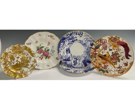 A Royal Crown Derby Gold Aves shaped circular dessert plate, 22cm diameter, first quality; other Royal Crown Derby dinner pla